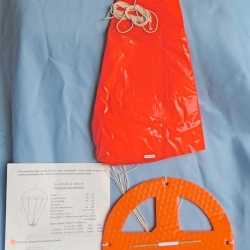 PARACHUTE: Totex, 300-Gram Payload