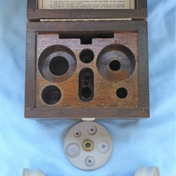 BALLOON FILLER: (Universal Balance), Wallace & Tiernan USN 1945