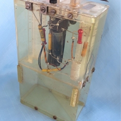 Marineradiosonde RS7 Transmitter and Battery Case (Wehrmacht)